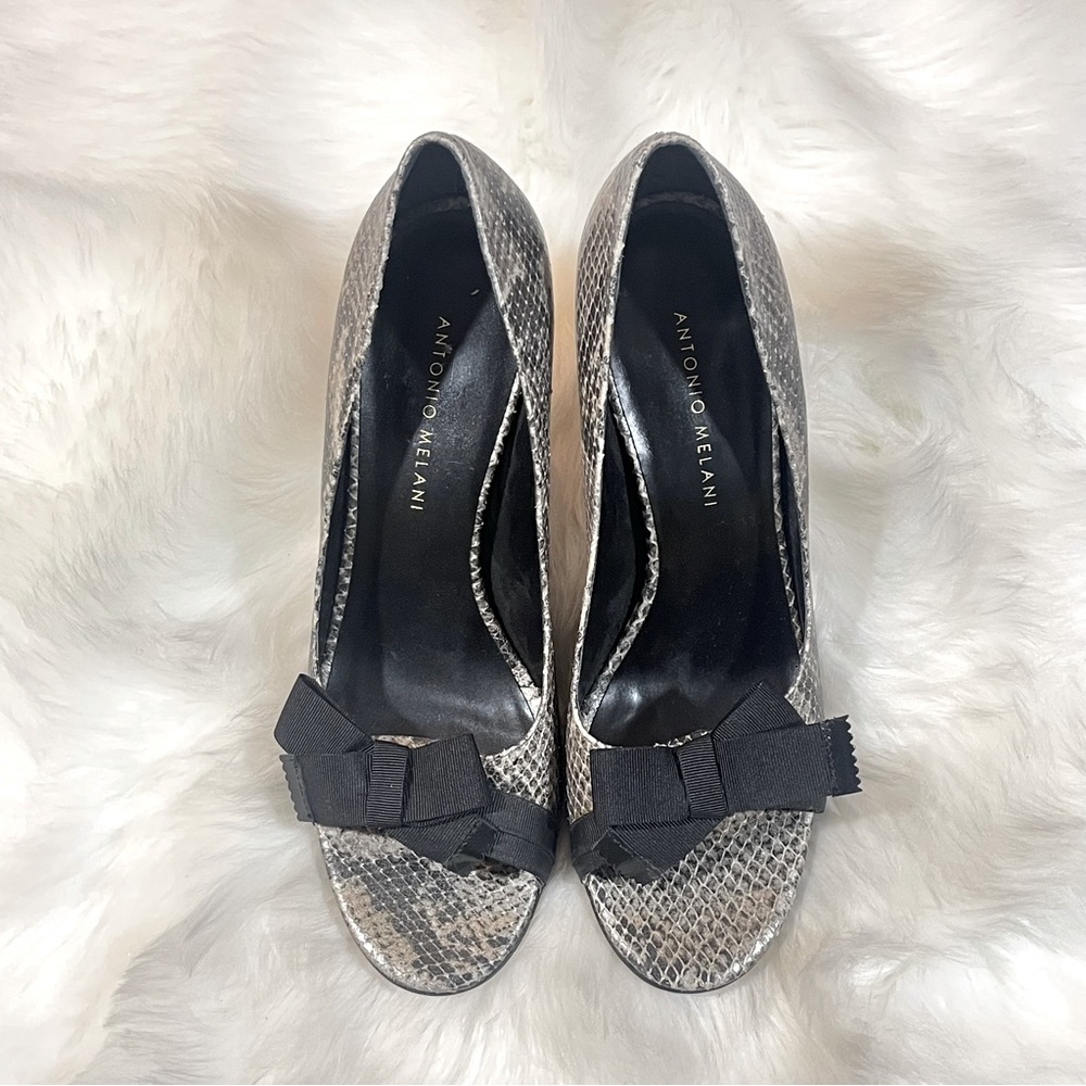 Escarpins Antonio Melani Beige à Lanières - Cuir - Taille 8M (US) - Fabriqué Au Brésil - Occasion